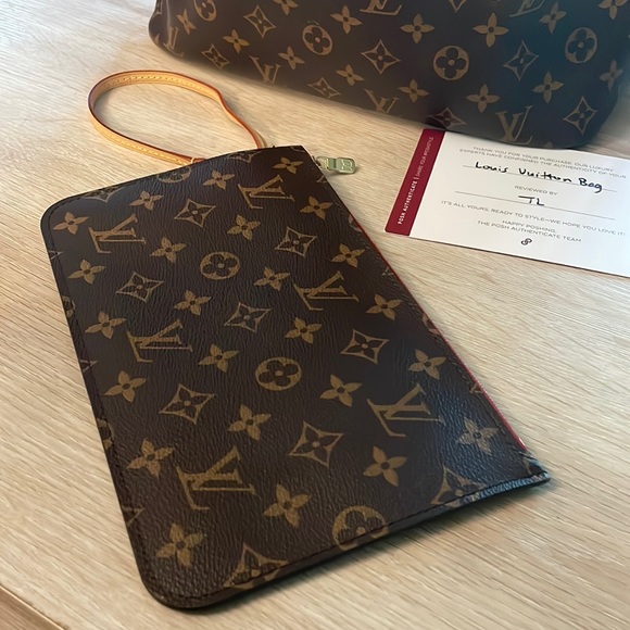 Louis Vuitton 2022 Monogram/Cerise Neverfull POUCH 🎆RFID Chipped🎆 - Picture 2 of 9